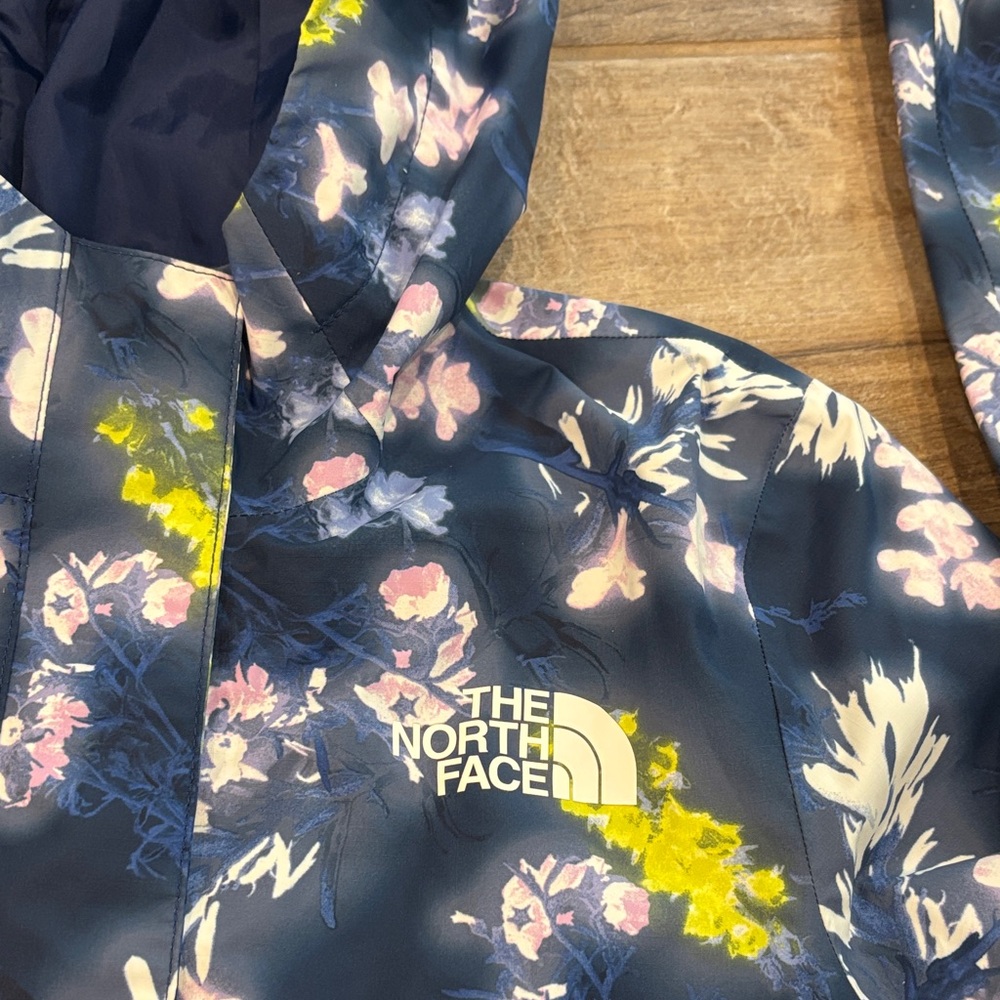 The North Face Kids' Floral Raincoat - girls Medium - Picture 2 of 11